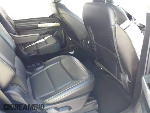 2023 Ford Explorer Limited z VIN 1FMSK8FH2PGB51112, wystawiony jako IAAI lot #43168081 z przebiegiem 25 524 mil mil oraz . Historia ofert i sprzedaży dostępna na DreamBid. Obrazek 8.