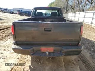 ✅ 1998 Chevrolet S-10 LS • VIN: 1GCCS1449W8193494 • Лот: 86227944. Опубликован ранее на Copart с пробегом Не указан. Бесплатный доступ к архиву аукционных продаж из США и подробный отчёт об истории автомобиля на DreamBid. Изображение 6.