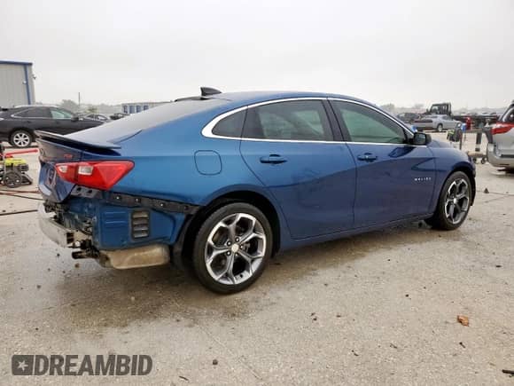 2019 Chevrolet Malibu RS z VIN 1G1ZG5ST0KF197882, wystawiony jako Copart lot #70885165 z przebiegiem 113 532 mil mil oraz Szkoda całkowita • Salvage title. Historia ofert i sprzedaży dostępna na DreamBid. Obrazek 3.