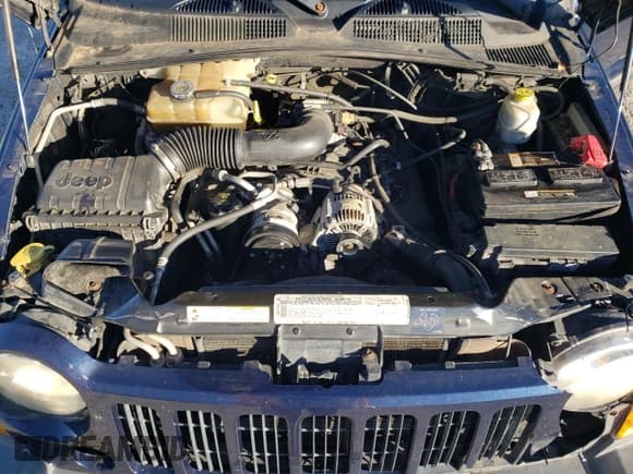 ✅ 2006 Jeep Liberty Sport • VIN: 1J4GL48KX6W191638 • Lot: 82371175. Wystawiony na Copart z przebiegiem 233 113 mil. Bezpłatny archiwum sprzedaży aukcyjnych z USA i szczegółowy raport historii pojazdu na DreamBid. Zdjęcie 12.