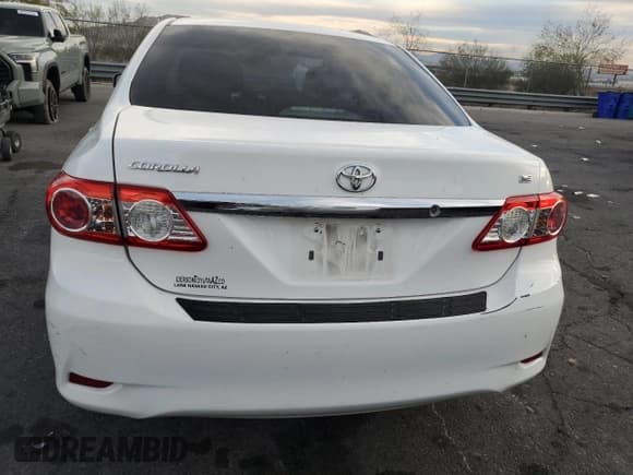 ✅ 2013 Toyota Corolla L • VIN: 5YFBU4EE7DP166309 • Lot: 90689645. Listed on Copart with 176,695 mi. Free auction sales archive from the USA and detailed vehicle history report at DreamBid. Image 6.