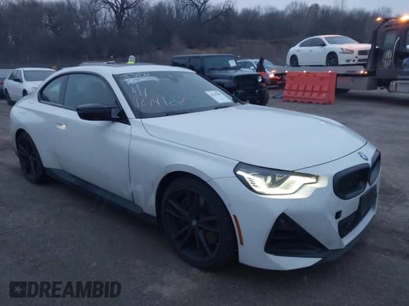 ✅ 2023 BMW 2 Series M240i xDrive • VIN: 3MW53CM09P8D55741 • Lot: 41157099. Listed on IAAI with 33,381 mi. Free auction sales archive from the USA and detailed vehicle history report at DreamBid. Image 1.