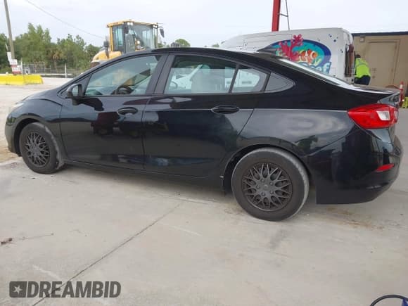 ✅ 2016 Chevrolet Cruze LS • VIN: 1G1BC5SM3G7311123 • Lot: 43616029. Listed on IAAI with 251,116 mi. Free auction sales archive from the USA and detailed vehicle history report at DreamBid. Image 3.