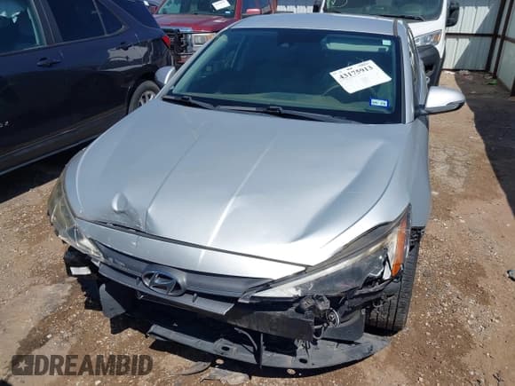 ✅ 2020 Hyundai Elantra Limited • VIN: 5NPD84LF2LH519690 • Lot: 43175913. Listed on IAAI with 48,847 mi. Free auction sales archive from the USA and detailed vehicle history report at DreamBid. Image 12.