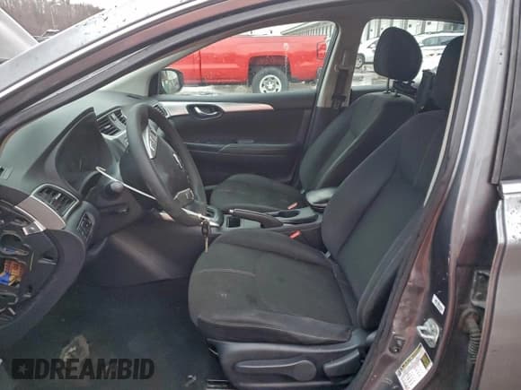 ✅ 2017 Nissan Sentra S • VIN: 3N1AB7AP3HY203990 • Lot: 94685585. Wystawiony na Copart z przebiegiem 349 967 mil. Bezpłatny archiwum sprzedaży aukcyjnych z USA i szczegółowy raport historii pojazdu na DreamBid. Zdjęcie 7.