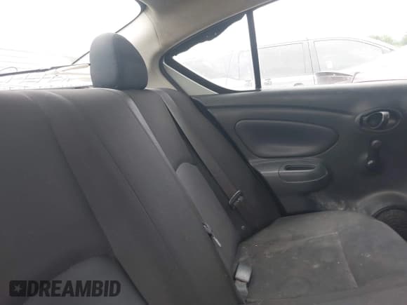 ✅ 2018 Nissan Versa SV • VIN: 3N1CN7AP1JL835454 • Lot: 42785619. Listed on IAAI with 156,502 mi. Free auction sales archive from the USA and detailed vehicle history report at DreamBid. Image 8.