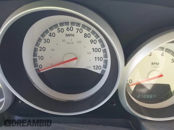 ✅ 2008 Dodge Grand Caravan SE • VIN: 2D8HN44H98R127277 • Lot: 43477133. Wystawiony na IAAI z przebiegiem 270 887 mil. Bezpłatny archiwum sprzedaży aukcyjnych z USA i szczegółowy raport historii pojazdu na DreamBid. Zdjęcie 7.