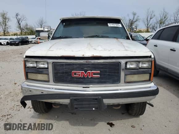 ✅ 1989 GMC Sierra 1500 • VIN: 2GTHC39K3K1532298 • Lot: 51497065. Listed on Copart with 233,797 mi. Free auction sales archive from the USA and detailed vehicle history report at DreamBid. Image 5.