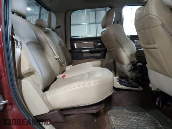 ✅ 2017 Ram 2500 Laramie • VIN: 3C6UR5FL8HG517499 • Лот: 65907845. Опубликован ранее на Copart с пробегом 71 388 миль. Бесплатный доступ к архиву аукционных продаж из США и подробный отчёт об истории автомобиля на DreamBid. Изображение 10.