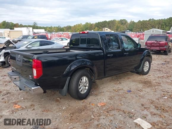 ✅ 2018 Nissan Frontier SV • VIN: 1N6DD0FR1JN718086 • Lot: 43400695. Listed on IAAI with 127,928 mi. Free auction sales archive from the USA and detailed vehicle history report at DreamBid. Image 4.