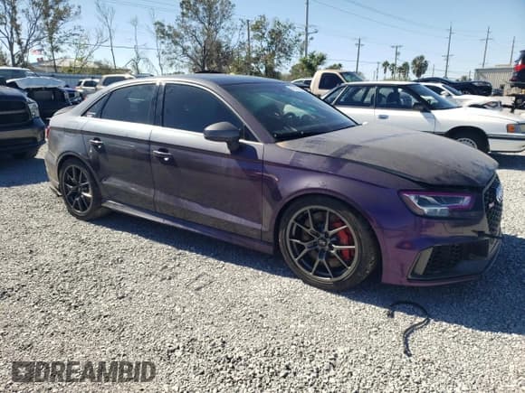 ✅ 2017 Audi RS 3 • VIN: WUABWGFF8H1900357 • Лот: 81916794. Опубликован ранее на Copart с пробегом 71 289 миль. Бесплатный доступ к архиву аукционных продаж из США и подробный отчёт об истории автомобиля на DreamBid. Изображение 4.