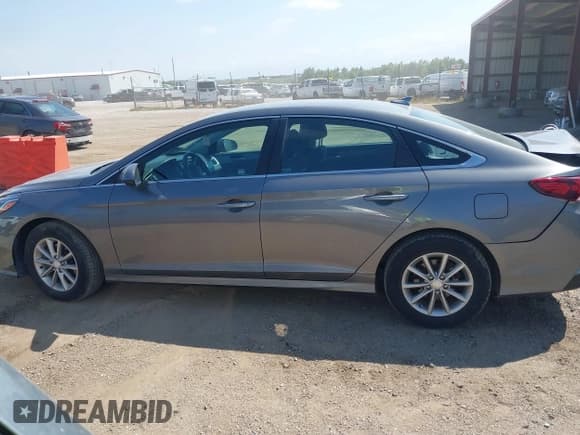 ✅ 2019 Hyundai Sonata SE • VIN: 5NPE24AF6KH820292 • Лот: 43090745. Опубликован ранее на IAAI с пробегом 63 448 миль. Бесплатный доступ к архиву аукционных продаж из США и подробный отчёт об истории автомобиля на DreamBid. Изображение 14.