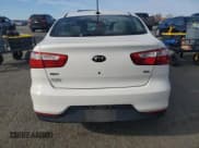 ✅ 2017 Kia Rio LX • VIN: KNADM4A32H6008094 • Лот: 91078035. Опубликован ранее на Copart с пробегом 158 939 миль. Бесплатный доступ к архиву аукционных продаж из США и подробный отчёт об истории автомобиля на DreamBid. Изображение 6.