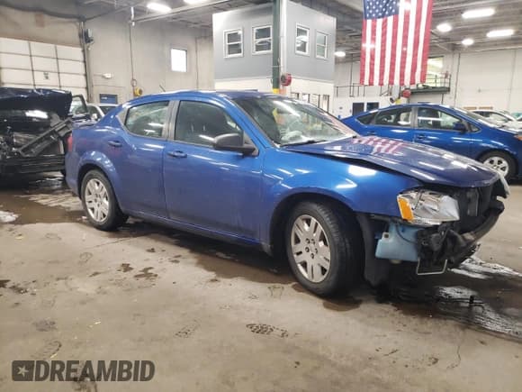✅ 2013 Dodge Avenger SE • VIN: 1C3CDZAB4DN702566 • Lot: 86151664. Wystawiony na Copart z przebiegiem 101 239 mil. Bezpłatny archiwum sprzedaży aukcyjnych z USA i szczegółowy raport historii pojazdu na DreamBid. Zdjęcie 4.