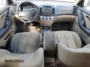 ✅ 2010 Hyundai Elantra SE • VIN: KMHDU4AD7AU922303 • Лот: 86167755. Опубликован ранее на Copart с пробегом 184 557 миль. Бесплатный доступ к архиву аукционных продаж из США и подробный отчёт об истории автомобиля на DreamBid. Изображение 8.