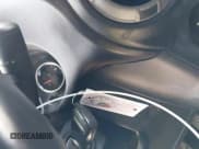 ✅ 2017 Jeep Wrangler Unlimited Sport • VIN: 1C4BJWDG5HL652039 • Lot: 43593507. Wystawiony na IAAI z przebiegiem 93 686 mil. Bezpłatny archiwum sprzedaży aukcyjnych z USA i szczegółowy raport historii pojazdu na DreamBid. Zdjęcie 11.