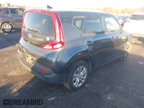 ✅ 2020 Kia Soul LX • VIN: KNDJ23AU0L7726440 • Lot: 43601040. Listed on IAAI with 45,420 mi. Free auction sales archive from the USA and detailed vehicle history report at DreamBid. Image 4.