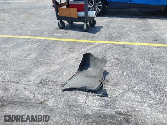 ✅ 2007 Toyota Highlander w/3rd Row • VIN: JTEEW21A070037398 • Lot: 42289988. Wystawiony na IAAI z przebiegiem 94 333 mil. Bezpłatny archiwum sprzedaży aukcyjnych z USA i szczegółowy raport historii pojazdu na DreamBid. Zdjęcie 12.