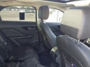 ✅ 2017 Jaguar F-Pace 20d Prestige • VIN: SADCK2BN5HA095189 • Lot: 43288443. Wystawiony na IAAI z przebiegiem 92 875 mil. Bezpłatny archiwum sprzedaży aukcyjnych z USA i szczegółowy raport historii pojazdu na DreamBid. Zdjęcie 8.