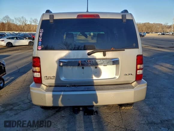 ✅ 2008 Jeep Liberty Limited • VIN: 1J8GN58K38W260915 • Lot: 93742435. Listed on Copart with 74,036 mi. Free auction sales archive from the USA and detailed vehicle history report at DreamBid. Image 6.