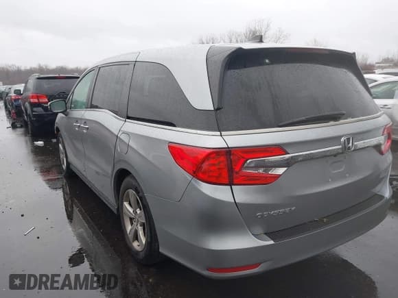 ✅ 2018 Honda Odyssey EX • VIN: 5FNRL6H52JB097836 • Лот: 43784526. Опубликован ранее на IAAI с пробегом 334 452 миль. Бесплатный доступ к архиву аукционных продаж из США и подробный отчёт об истории автомобиля на DreamBid. Изображение 3.