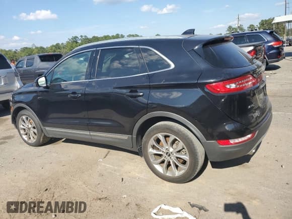 ✅ 2019 Lincoln MKC Select • VIN: 5LMCJ2C91KUL04524 • Лот: 80323335. Опубликован ранее на Copart с пробегом 30 568 миль. Бесплатный доступ к архиву аукционных продаж из США и подробный отчёт об истории автомобиля на DreamBid. Изображение 2.