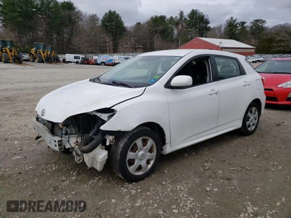 ✅ 2009 Toyota Matrix • VIN: 2T1KU40E09C104507 • Lot: 95916605. Wystawiony na Copart z przebiegiem 89 149 mil. Bezpłatny archiwum sprzedaży aukcyjnych z USA i szczegółowy raport historii pojazdu na DreamBid. Zdjęcie 1.