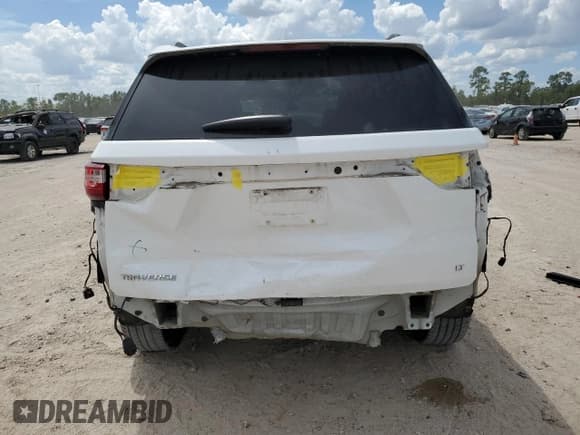 ✅ 2019 Chevrolet Traverse LT Cloth • VIN: 1GNERGKWXKJ174782 • Lot: 67691144. Wystawiony na Copart z przebiegiem 130 853 mil. Bezpłatny archiwum sprzedaży aukcyjnych z USA i szczegółowy raport historii pojazdu na DreamBid. Zdjęcie 6.