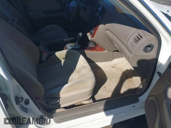 2005 Hyundai Sonata GLS with VIN KMHWF35HX5A147352, listed as a IAAI auction lot 43421515 with 223,041 mi miles and . Bid and sale history available at DreamBid. Image 5.