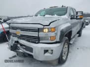 ✅ 2015 Chevrolet Silverado 2500HD LT • VIN: 1GC2KVEG4FZ555799 • Lot: 41308705. Wystawiony na IAAI z przebiegiem 206 455 mil. Bezpłatny archiwum sprzedaży aukcyjnych z USA i szczegółowy raport historii pojazdu na DreamBid. Zdjęcie 2.