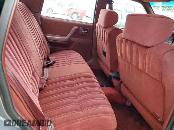 ✅ 1992 Oldsmobile Cutlass • VIN: 1G3AL54N4N6438104 • Lot: 74415204. Wystawiony na Copart z przebiegiem 118 459 mil. Bezpłatny archiwum sprzedaży aukcyjnych z USA i szczegółowy raport historii pojazdu na DreamBid. Zdjęcie 10.