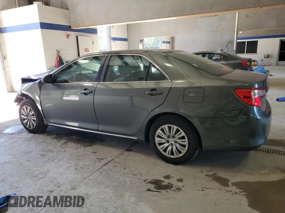 ✅ 2013 Toyota Camry XLE • VIN: 4T4BF1FK1DR288326 • Lot: 86193825. Wystawiony na Copart z przebiegiem 178 293 mil. Bezpłatny archiwum sprzedaży aukcyjnych z USA i szczegółowy raport historii pojazdu na DreamBid. Zdjęcie 2.