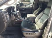 ✅ 2020 Chevrolet Silverado 1500 LTZ • VIN: 3GCUYGET1LG405936 • Lot: 71333414. Wystawiony na Copart z przebiegiem 67 664 mil. Bezpłatny archiwum sprzedaży aukcyjnych z USA i szczegółowy raport historii pojazdu na DreamBid. Zdjęcie 7.