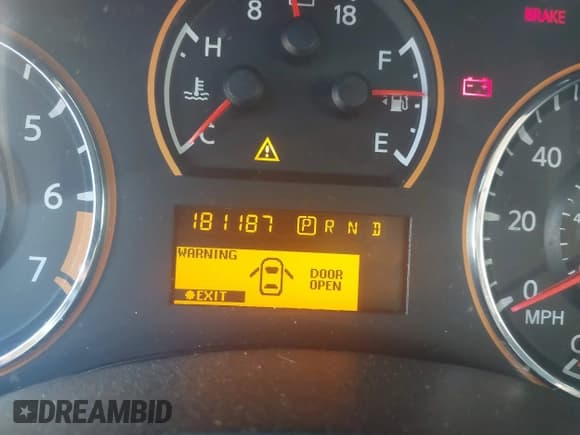 ✅ 2009 Nissan Titan SE • VIN: 1N6BA07D39N310140 • Лот: 42671917. Опубликован ранее на IAAI с пробегом 181 187 миль. Бесплатный доступ к архиву аукционных продаж из США и подробный отчёт об истории автомобиля на DreamBid. Изображение 15.