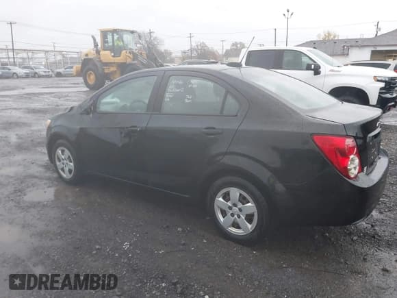 ✅ 2016 Chevrolet Sonic LS • VIN: 1G1JA5SG4G4172813 • Lot: 43608147. Listed on IAAI with 74,048 mi. Free auction sales archive from the USA and detailed vehicle history report at DreamBid. Image 3.