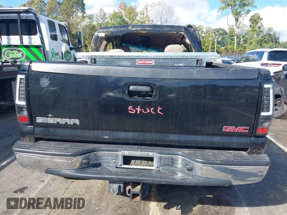 ✅ 2002 GMC Sierra 1500 SLE • VIN: 2GTEK19T521417088 • Лот: 43344302. Опубликован ранее на IAAI с пробегом 208 175 миль. Бесплатный доступ к архиву аукционных продаж из США и подробный отчёт об истории автомобиля на DreamBid. Изображение 16.