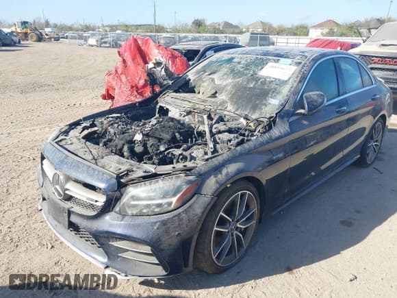 ✅ 2020 Mercedes-Benz C 43 AMG • VIN: W1KWF6EB9LR600429 • Lot: 38855677. Wystawiony na IAAI z przebiegiem Nie podano. Bezpłatny archiwum sprzedaży aukcyjnych z USA i szczegółowy raport historii pojazdu na DreamBid. Zdjęcie 2.