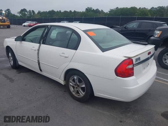 2005 Chevrolet Malibu LT с VIN 1G1ZU54815F250983, выставлен на аукционе IAAI как лот 42358754 с пробегом 250 010 миль миль и . История ставок и продаж доступна на DreamBid. Изображение 3.