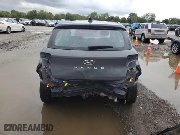 2022 Hyundai Venue SE with VIN KMHRB8A39NU175917, listed as a Copart auction lot 72757694 with 20,776 mi miles and Salvage title. Bid and sale history available at DreamBid. Image 6.