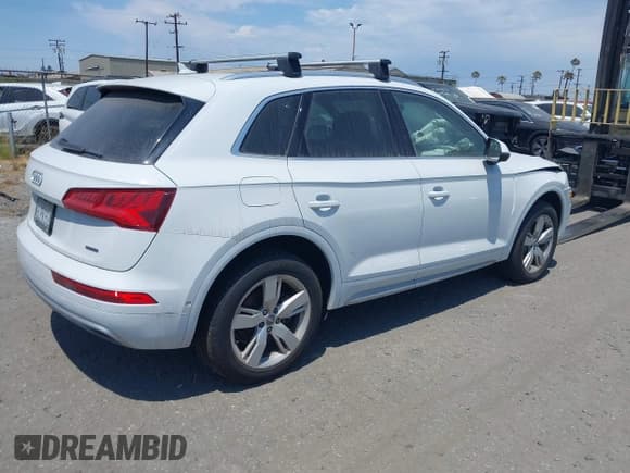✅ 2019 Audi Q5 Prestige • VIN: WA1CNAFY4K2070295 • Лот: 42369665. Опубликован ранее на IAAI с пробегом 55 098 миль. Бесплатный доступ к архиву аукционных продаж из США и подробный отчёт об истории автомобиля на DreamBid. Изображение 4.