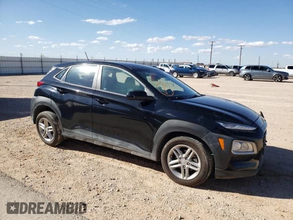✅ 2021 Hyundai Kona SE • VIN: KM8K12AAXMU644401 • Lot: 73584023. Wystawiony na Copart z przebiegiem 65 525 mil. Bezpłatny archiwum sprzedaży aukcyjnych z USA i szczegółowy raport historii pojazdu na DreamBid. Zdjęcie 4.