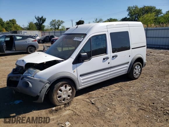 ✅ 2013 Ford Transit Connect XL • VIN: NM0LS7AN3DT138448 • Lot: 81593365. Listed on Copart with 101,430 mi. Free auction sales archive from the USA and detailed vehicle history report at DreamBid. Image 1.