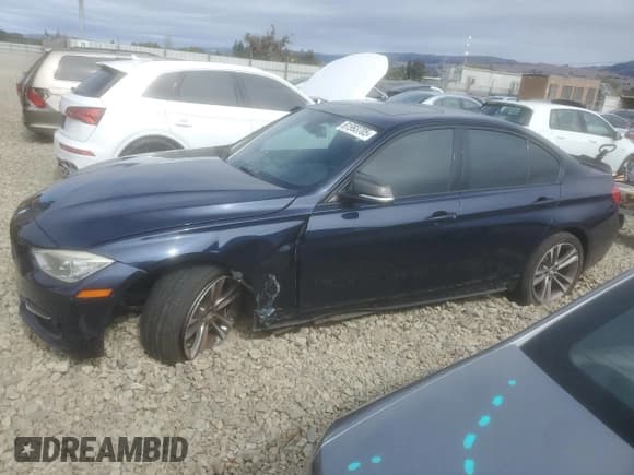 ✅ 2013 BMW 3 Series 335i • VIN: WBA3A9C54DF475978 • Lot: 81993705. Listed on Copart with 146,091 mi. Free auction sales archive from the USA and detailed vehicle history report at DreamBid. Image 1.
