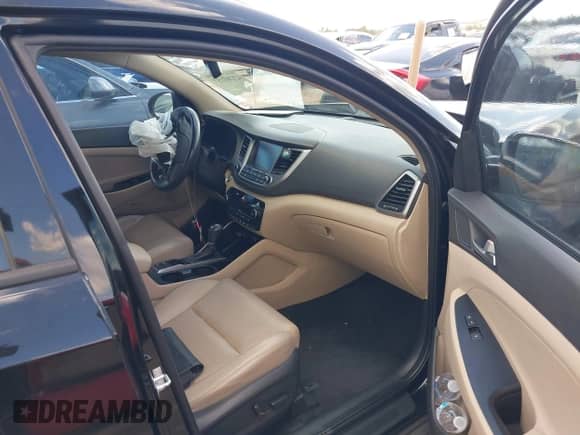 2017 Hyundai Tucson SE с VIN KM8J33A48HU528805, выставлен на аукционе IAAI как лот 43280157 с пробегом 108 714 миль миль и . История ставок и продаж доступна на DreamBid. Изображение 5.