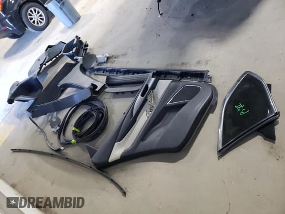 ✅ 2016 Mazda CX-9 Touring • VIN: JM3TCBCY2G0122653 • Lot: 85719925. Wystawiony na Copart z przebiegiem 72 840 mil. Bezpłatny archiwum sprzedaży aukcyjnych z USA i szczegółowy raport historii pojazdu na DreamBid. Zdjęcie 13.