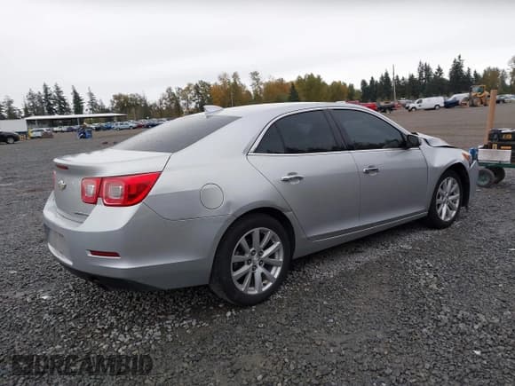 ✅ 2015 Chevrolet Malibu LTZ • VIN: 1G11F5SL3FF282110 • Lot: 43516279. Listed on IAAI with 131,961 mi. Free auction sales archive from the USA and detailed vehicle history report at DreamBid. Image 4.