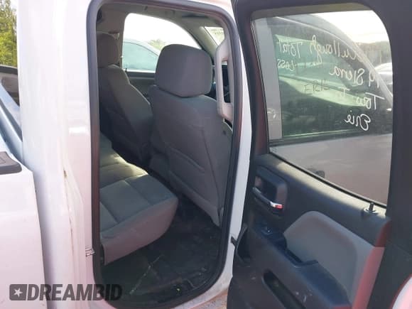 ✅ 2019 GMC Sierra 1500 • VIN: 2GTV2LEC1K1223241 • Лот: 42300315. Опубликован ранее на IAAI с пробегом 134 283 миль. Бесплатный доступ к архиву аукционных продаж из США и подробный отчёт об истории автомобиля на DreamBid. Изображение 8.