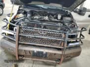 ✅ 2005 Chevrolet Silverado 2500HD LS • VIN: 1GCHK23255F962952 • Lot: 85852465. Wystawiony na Copart z przebiegiem 247 872 mil. Bezpłatny archiwum sprzedaży aukcyjnych z USA i szczegółowy raport historii pojazdu na DreamBid. Zdjęcie 11.