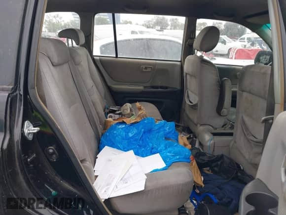 2007 Toyota Highlander с VIN JTEGD21A970159899, выставлен на аукционе IAAI как лот 42459378 с пробегом Не указан миль и . История ставок и продаж доступна на DreamBid. Изображение 8.