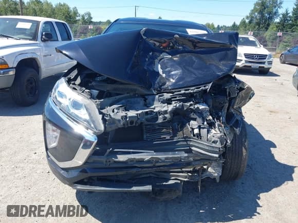 ✅ 2018 Mitsubishi Eclipse Cross LE • VIN: JA4AT4AA7JZ046359 • Лот: 42985728. Опубликован ранее на IAAI с пробегом Не указан. Бесплатный доступ к архиву аукционных продаж из США и подробный отчёт об истории автомобиля на DreamBid. Изображение 13.